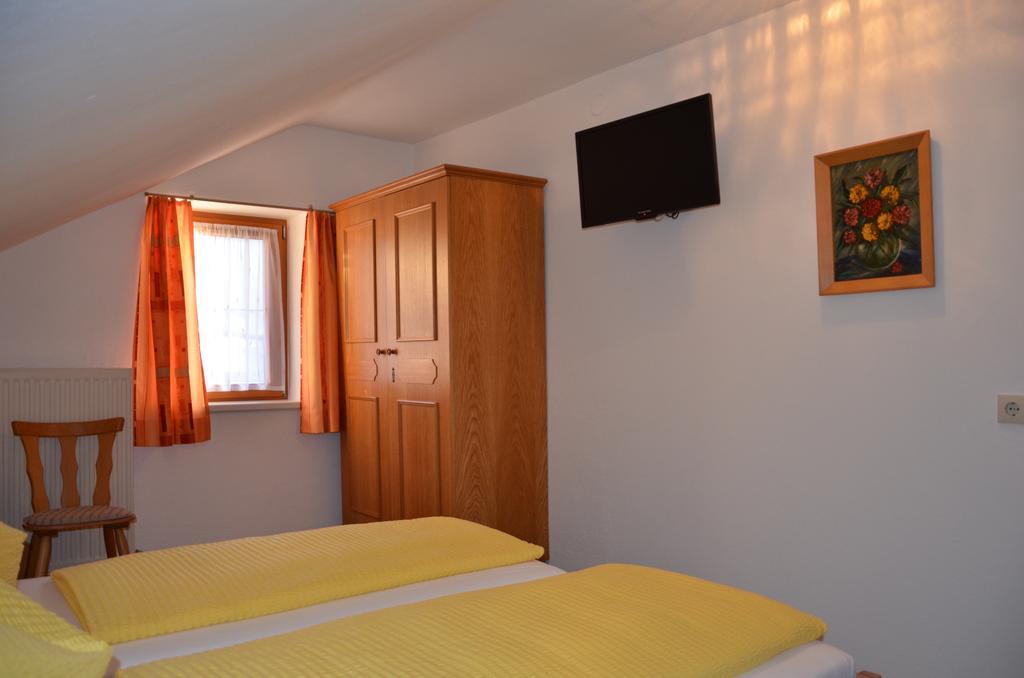 Christl'S Hof Bed and Breakfast Haiming Habitación foto
